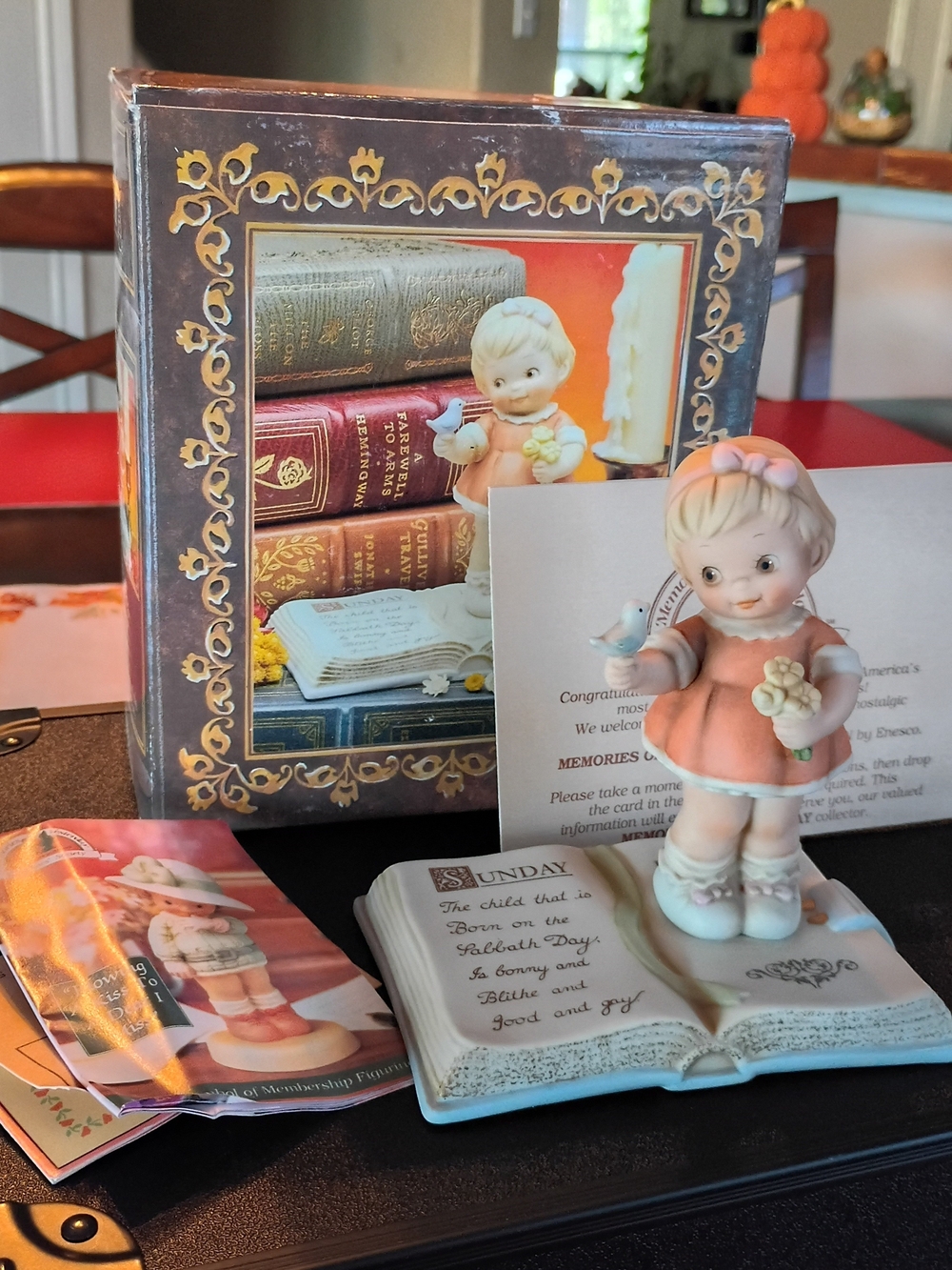 1993 Enesco Memories Of Yesterday Figurine